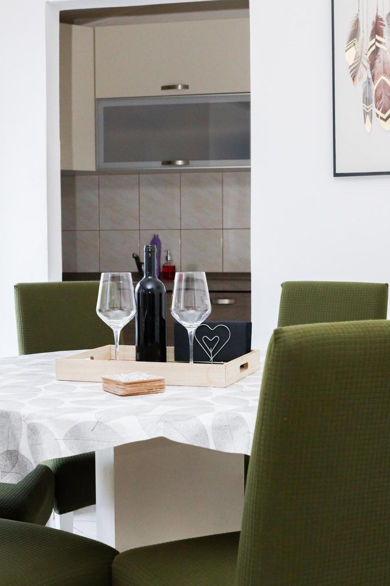 3-Bedroom Apartment With Panoramic Bay Views Kotor Eksteriør bilde