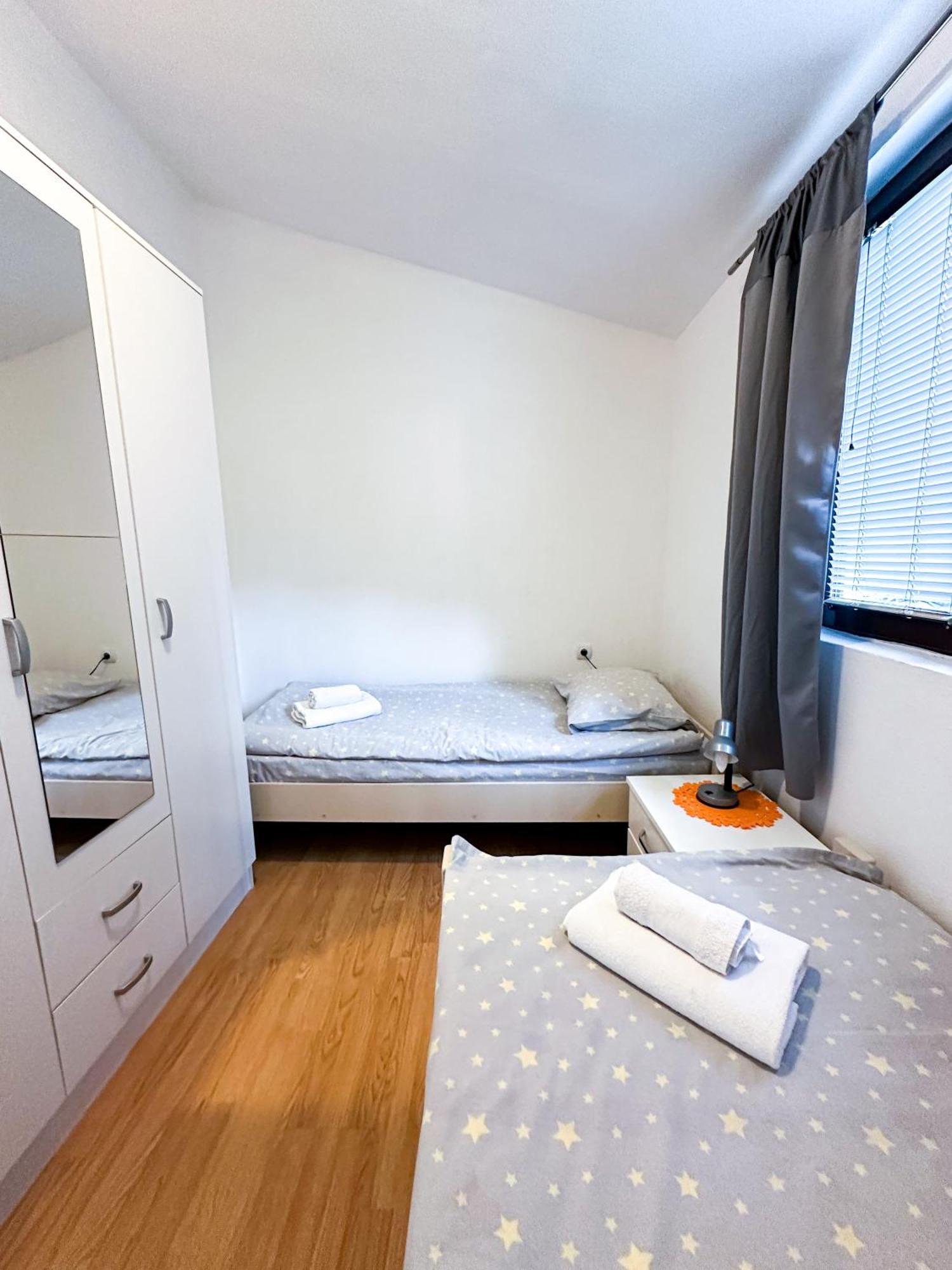 3-Bedroom Apartment With Panoramic Bay Views Kotor Eksteriør bilde
